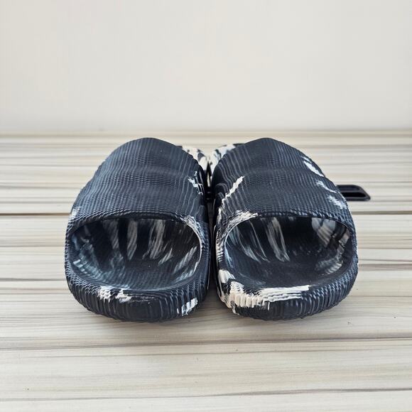 Adidas Originals Adilette 22 Men's Slide Carbon Aluminium Silver Size 6 - Picture 5 of 9